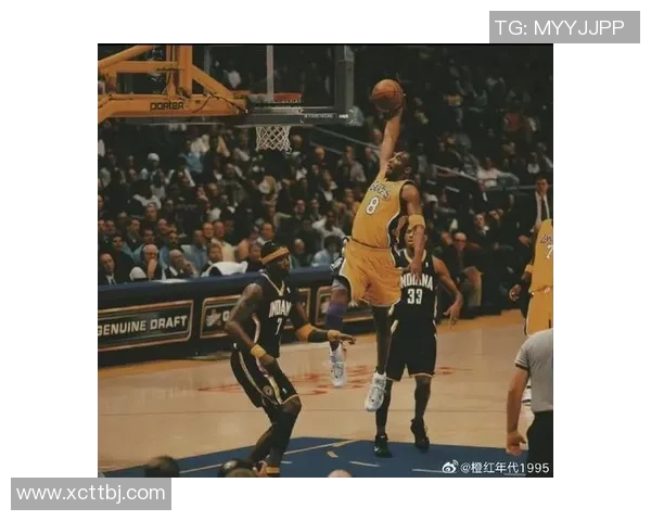 成都篮球队在冠军赛中的团队协作展现出无与伦比的默契与实力