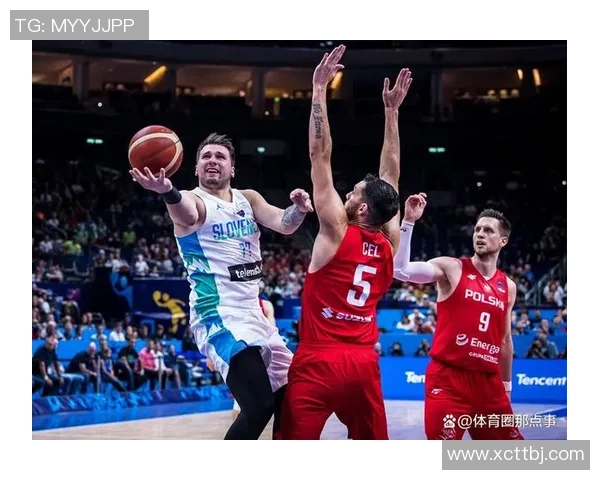 杭州羽毛球队在欧锦赛积分榜上以79分稳居第一名展现强劲实力 杭州羽毛球队在欧锦赛积分榜上以79分稳居第一名展现强劲实力